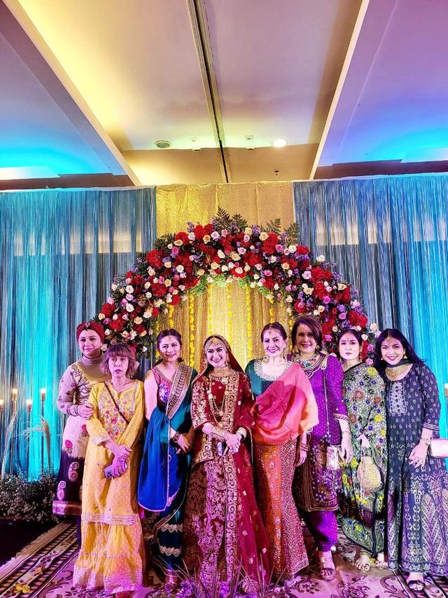 Pesta ultah Iis Dahlia ke-50 usung tema Bollywood (Foto: Instagram @cutkeke_xavier)