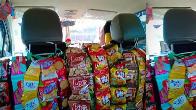 Driver Ojek Online Bagikan Makanan Gratis