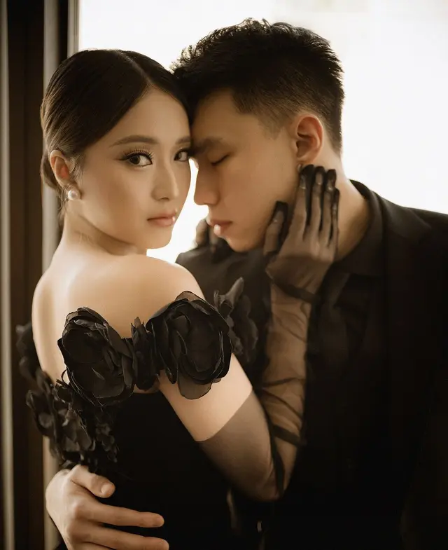 Kisah cintanya berawal like foto kekar Vincent Kosasih, 7 potret Nita Vior & calon suami jelang nikah