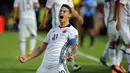 Gelandang Kolombia, James Rodriguez merayakan golnya ke gawang Paraguay pada laga penyisihan grup A Copa America Centenario 2016 di Stadion Rose Bowl, Pasadena, AS, (8/6/2016) WIB. (Mandatory Credit: Gary A. Vasquez-USA TODAY Sports)