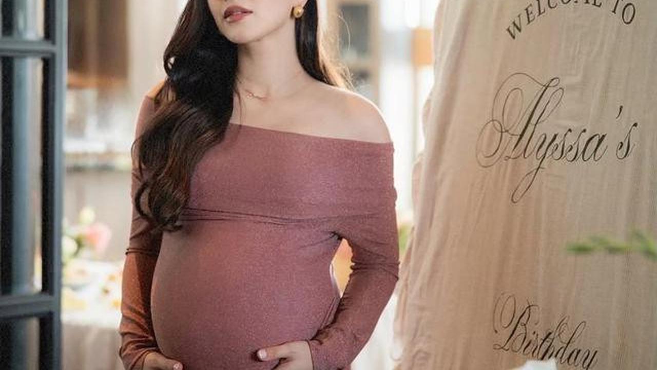 8 Potret Detail Dekorasi Acara Ultah dan Baby Shower Alyssa Daguise, Tampilkan Sisi Romantis Al Ghazali