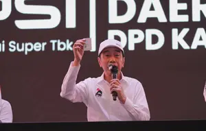 Jokowi Ungkap Alasan Baru Tunjukkan KTA PSI
