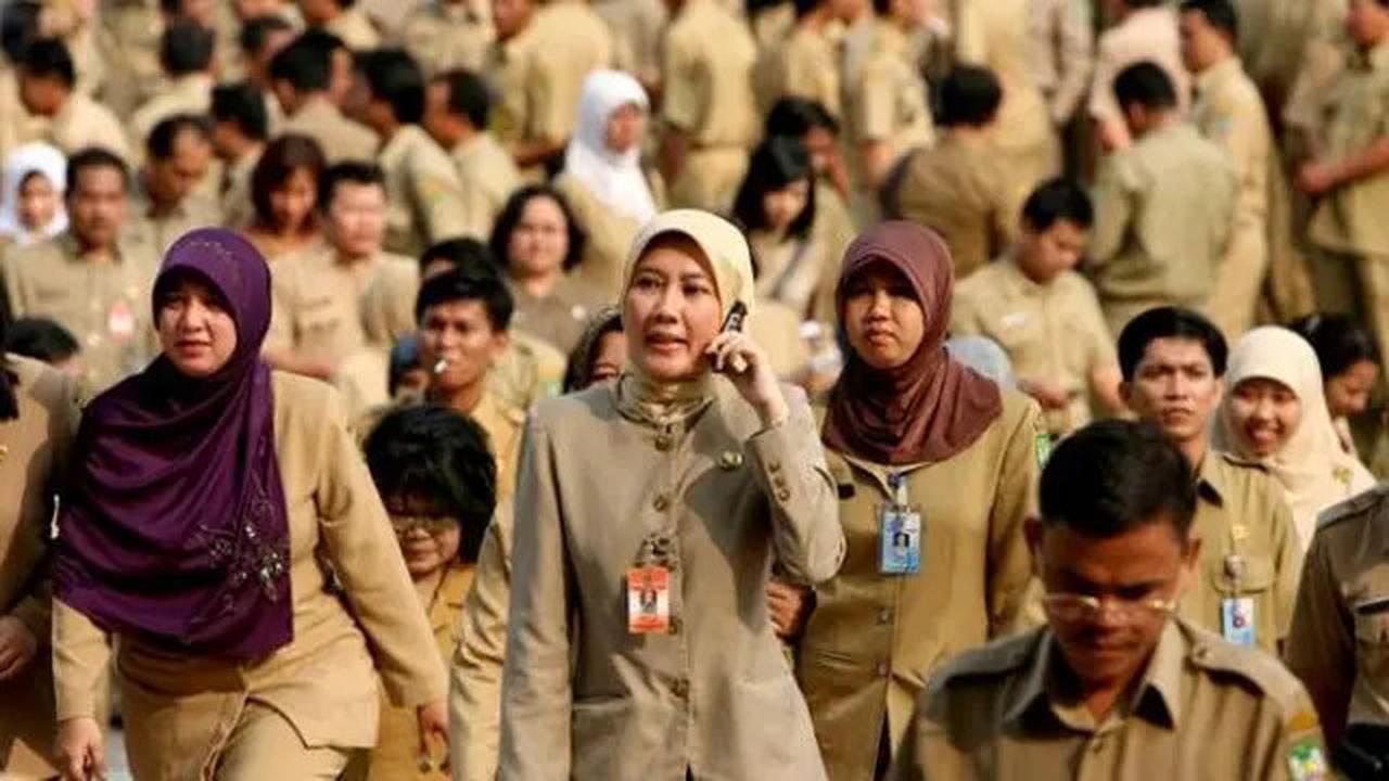 7 Model Baju Dinas PNS Wanita Berjilbab, Bikin Penampilan Tetap Stylish dan Menawan
