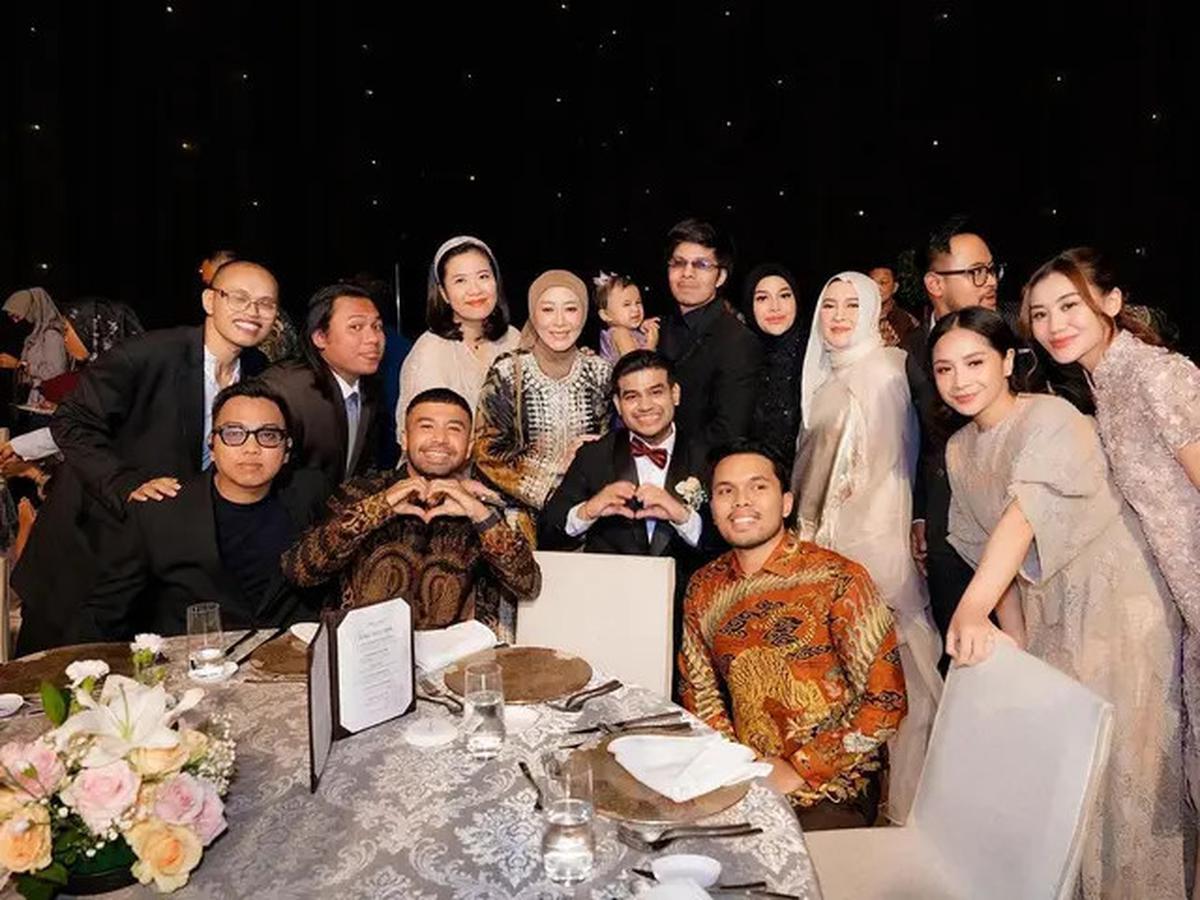 Glamor dan Elegan, Ini Gaya Nagita Slavina Tampil Memesona di Acara Kondangan
