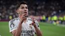 Pada menit ke-55, aksi Brahim Diaz berhasil memperdaya barisan pemain belakang Atletico Madrid. Real Madrid unggul 2-1. (Thomas COEX/AFP)