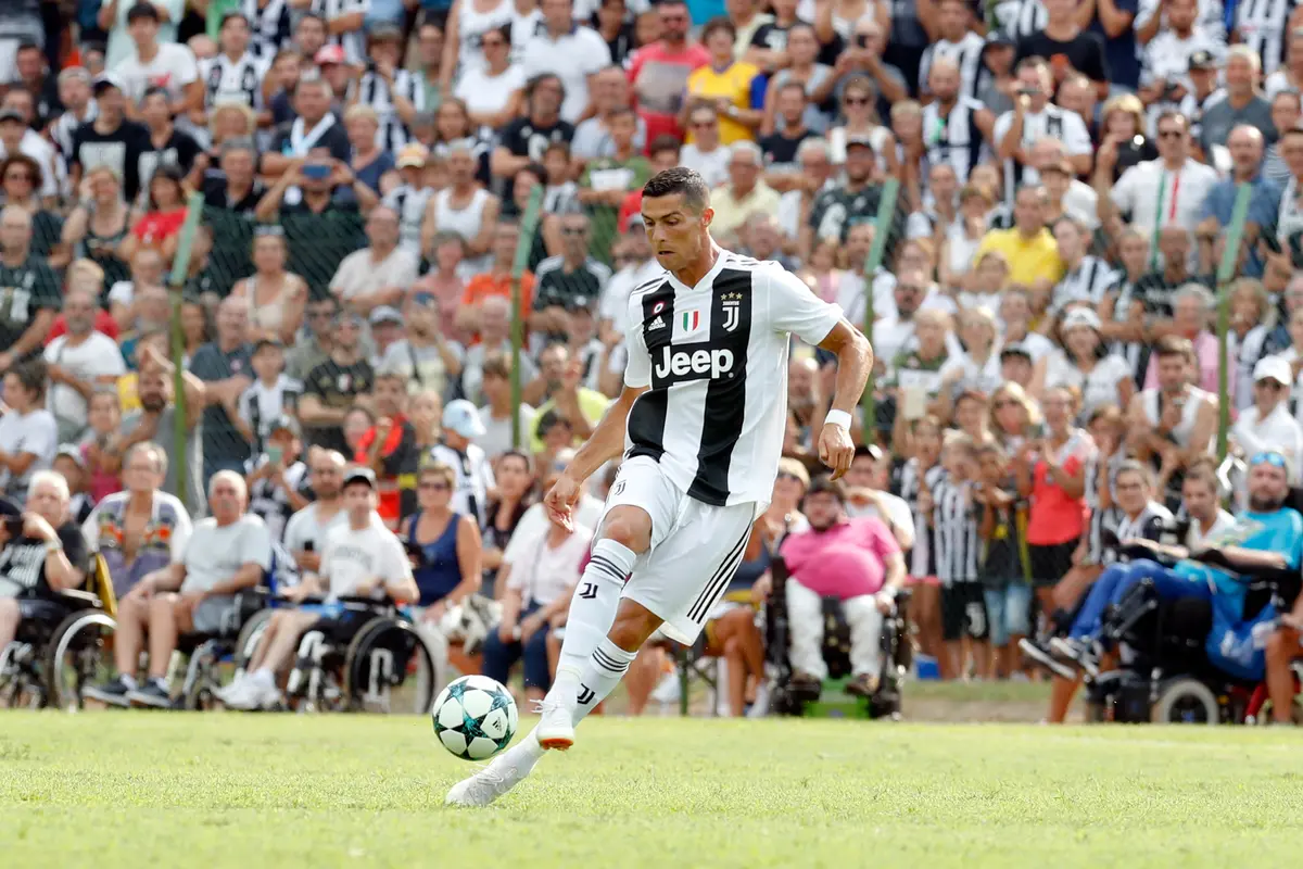 Cristiano Ronaldo Cetak Gol Pertama Untuk Juventus