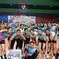 Tim putri Suri Nusantara Jaya atau SNJ menjuarai Turnamen Bola Voli AntarPerusahaan dan Instansi Piala Gubernur DKI Jakarta setelah mengalahkan&nbsp;Borneo Prima Energy atau BPE 3-0 (25-16, 25-21, 25-11) pada laga final di GOR Bulungan, Jakarta Selatan, Minggu (21/8/2022). (foto: Liputan6.com/Bogi Triyadi)