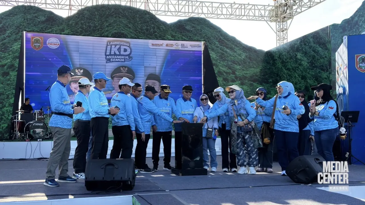 Era Baru Administrasi Warga, Gubernur Kalsel Resmi Luncurkan Identitas Kependudukan Digital