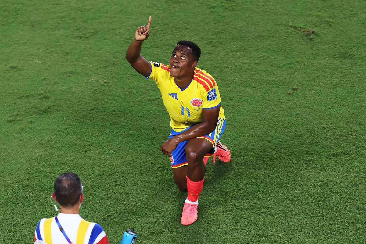 Gol Arias Antar Kolombia ke Babak 16 Besar