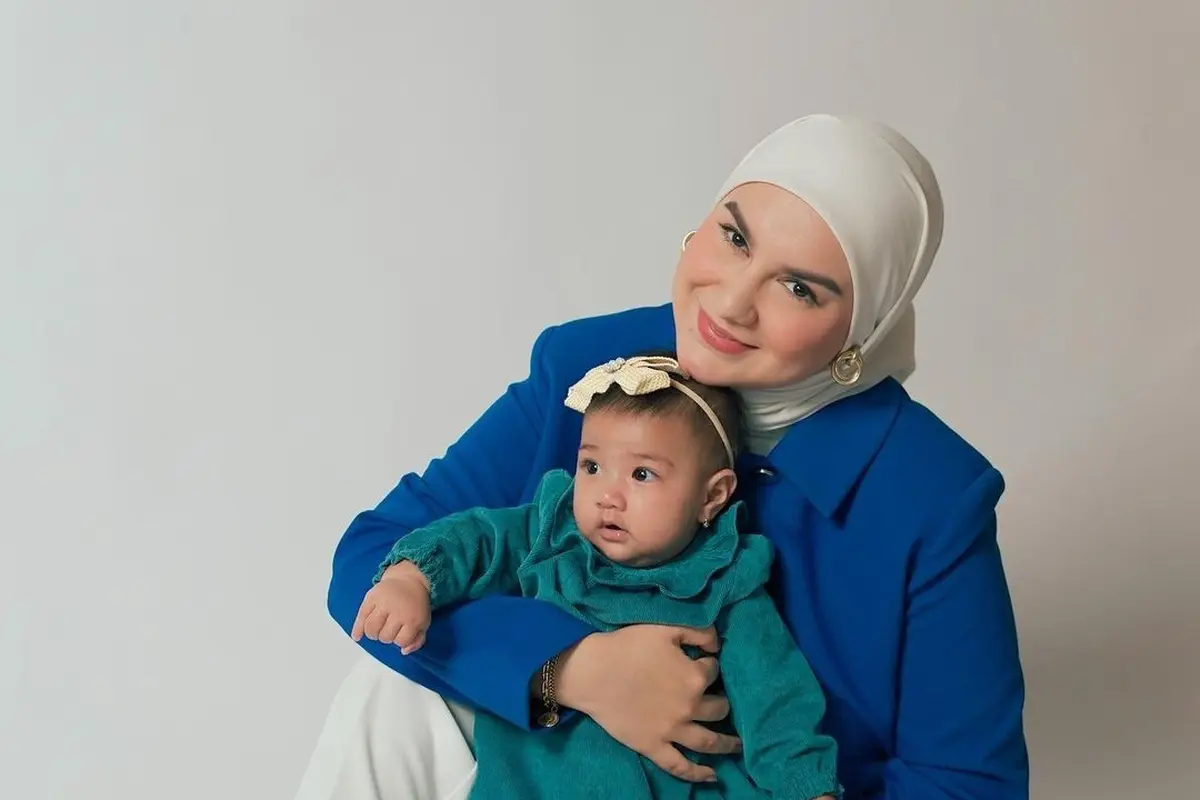Irish Bella Momong Anak Kedua