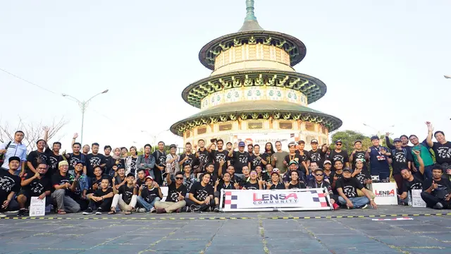 Para peserta yang mengikuti Lensa Academy
