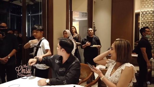 7 Potret Kebersamaan Cita Citata dan Jordi Onsu yang Kini Dikabarkan Dekat