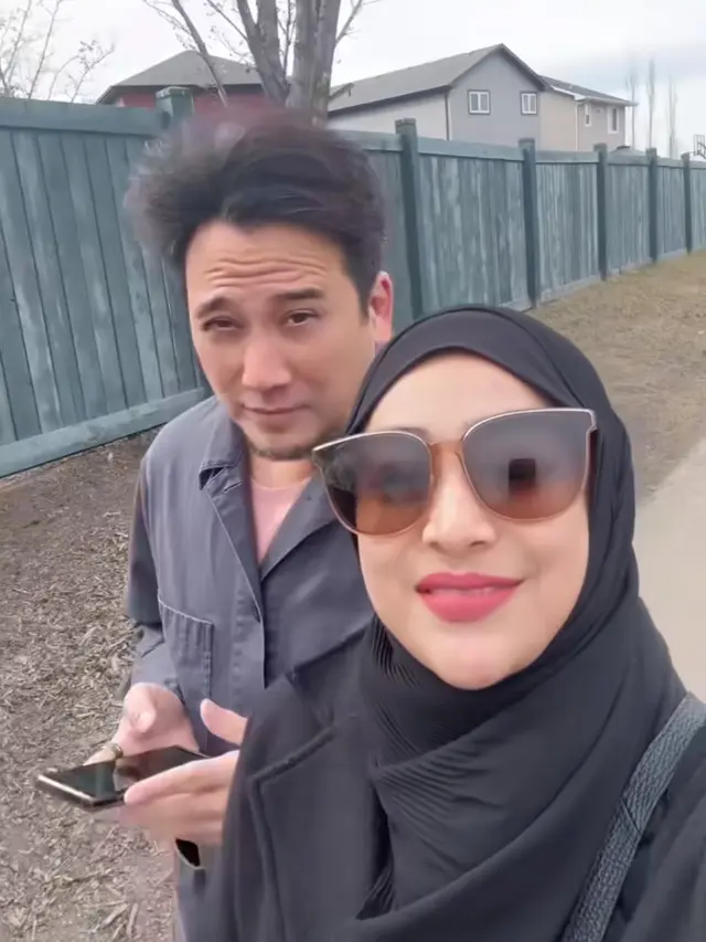 Cindy Fatikasari di Kanada