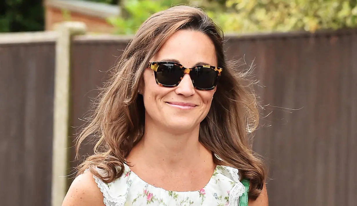 Meski demikian, Pippa sendiri masih belum mengonfirmasi mengenai berita kehamilannya tersebut. (The Cut)