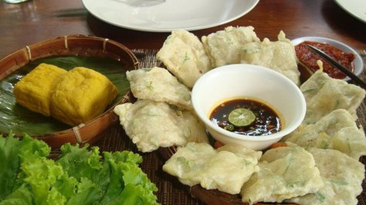 Pedagang sayangkan klaim perorangan merek dagang 'Mendoan