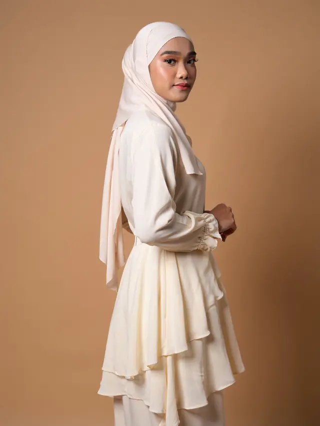 Gamis Payung Kombinasi Kerut di Pinggang