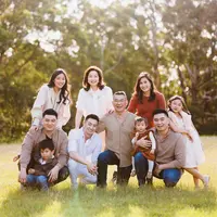 Keluarga Chef Arnold (Instagram @tiffanysoetanto)