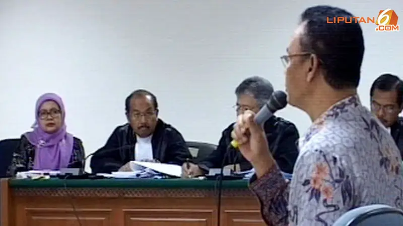 sidang-suap-mk-140207a.jpg