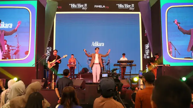 Adikara menutup Fimela Day 2024 hari pertama. [Adrian Putra/Fimela]