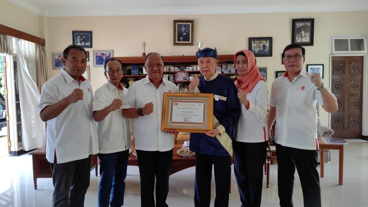 Bapak Pencak Silat Dunia Eddie Nalapraya Meninggal Dunia, Ketum KONI Pusat Ajak Lanjutkan Perjuangan