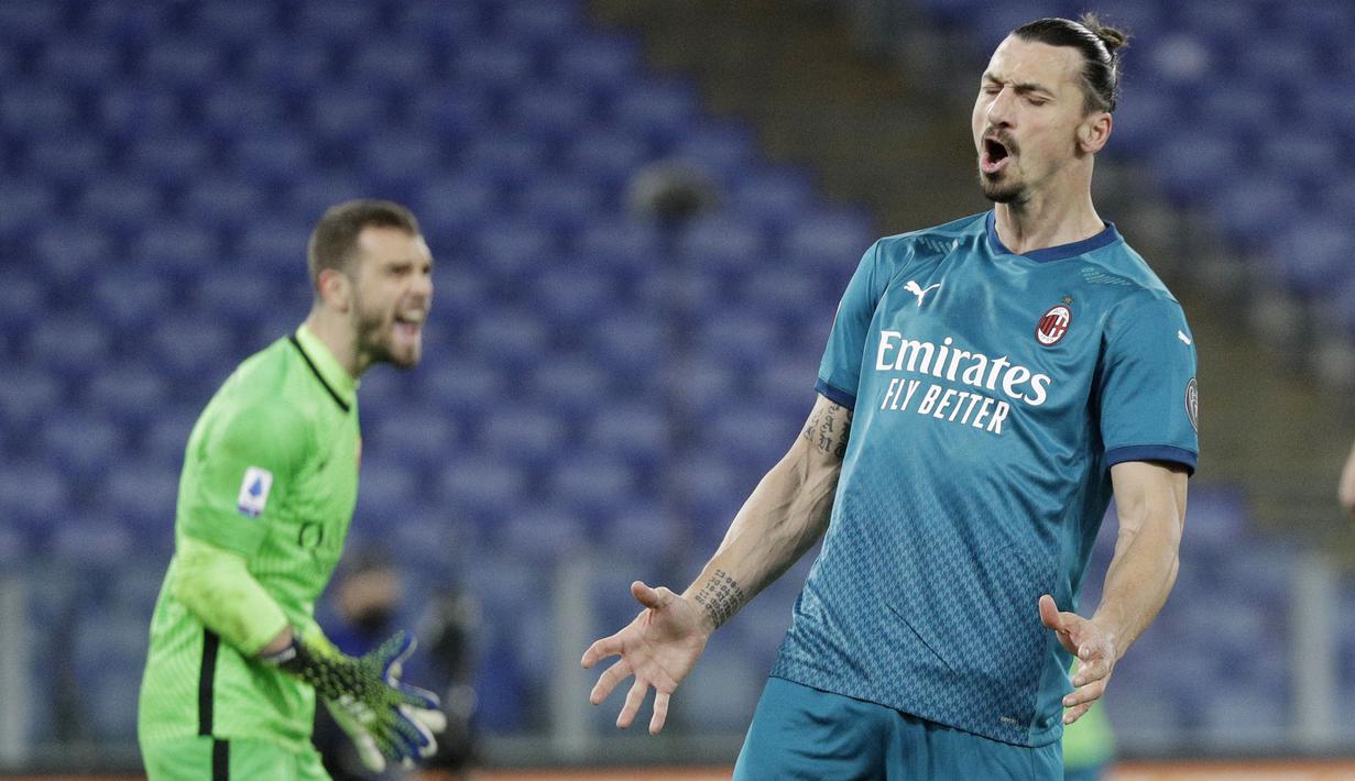 Zlatan Ibrahimovic - Ibra mendapatkan julukan Lord bukan karena penampilan buruk melainkan rasa percaya diri yang tinggi meski bisa dibuktikan dengan performa apik di lapangan. Selain itu, belum pernah menjuarai Liga Champions juga menjadi salah satu bahan olok-olok fans. (Foto: AP/Gregorio Borgia)