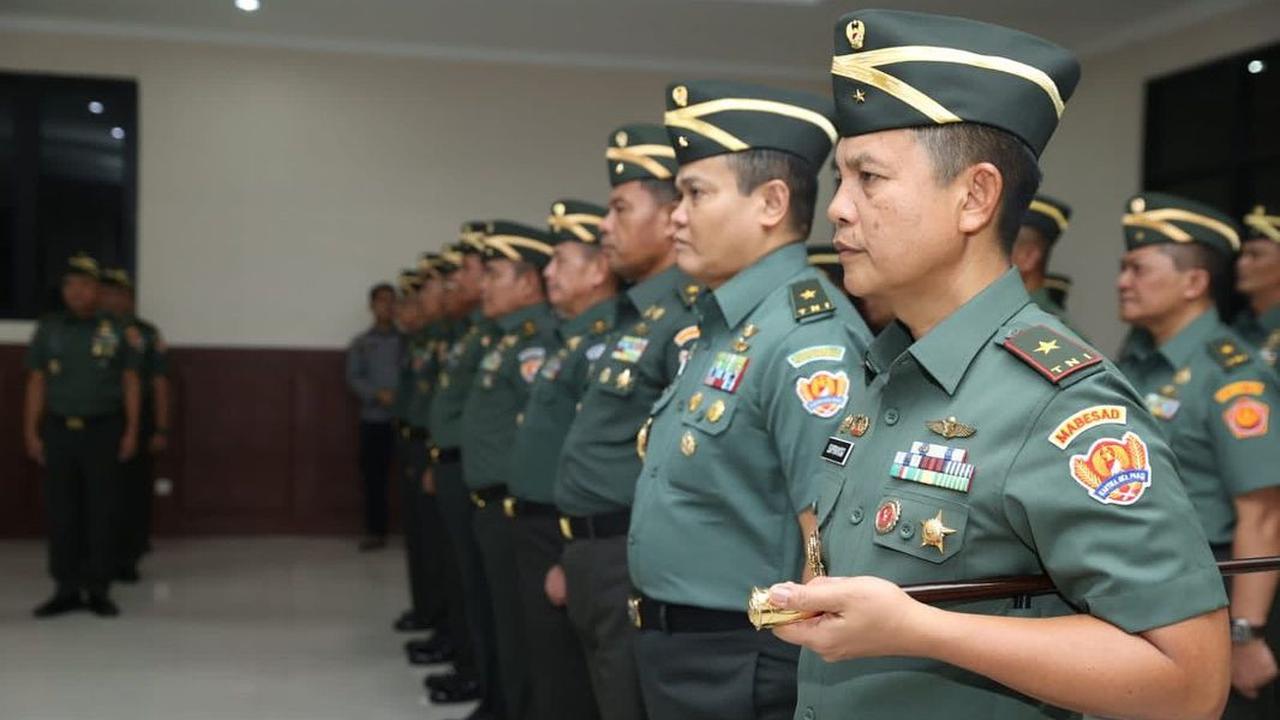 Pati terakhir yang naik pangkat menjadi Mayor Jenderal adalah Mayjen TNI Prihati Pujowaskito.