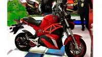 Okinawa Scooters rilis motor listrik bergaya Ducati Monster. (Financial Express)