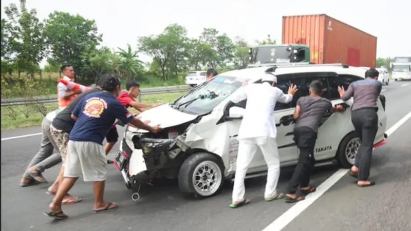 Kronologi Kecelakaan Maut di KM 135 Cipali Hingga 3 Orang Meninggal Dunia