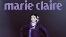 Penampilannya yang menggunakan hanbok pun tampak bagai seorang putri kerajaan.  [Foto: Marieclaire]