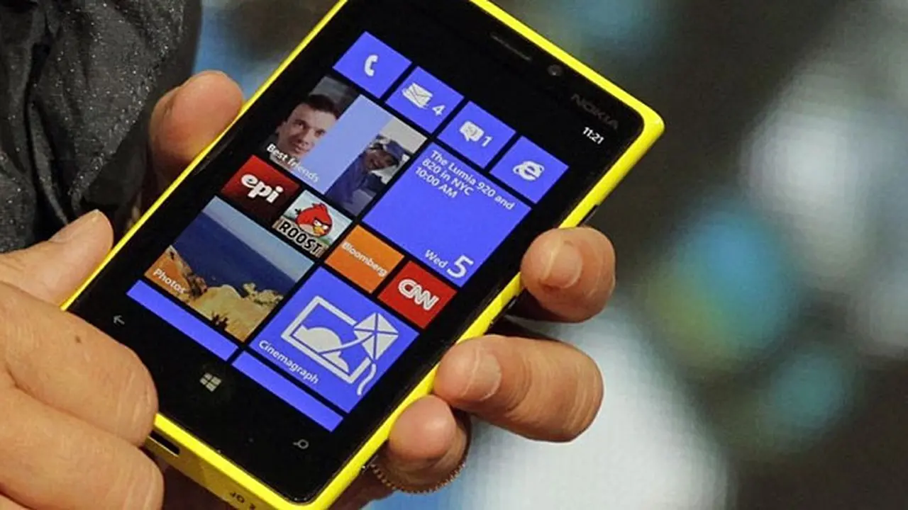 nokia-lumia-131030b.jpg