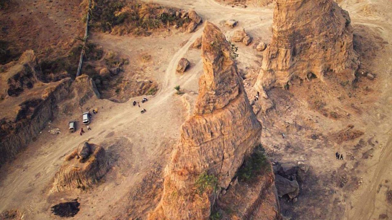 3. Hidden Brown Canyon Kudus