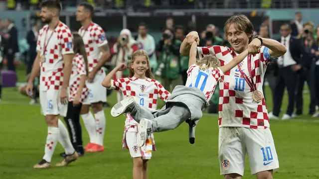Foto: Momen Kemeriahan dan Kebahagiaan Pemain Kroasia Rayakan Peringkat Ketiga Piala Dunia 2022