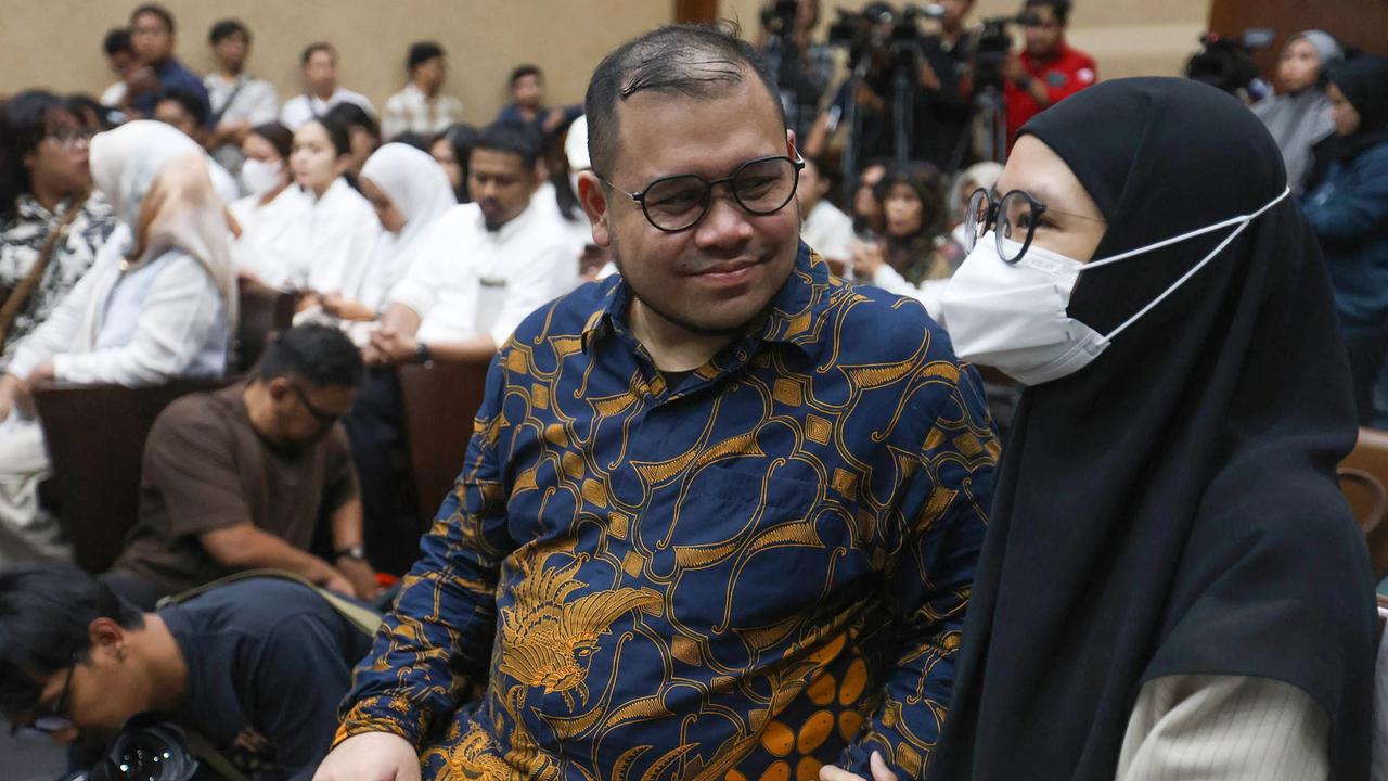 FOTO: Eks Konsultan Kemendikbudristek Divonis 4 Tahun dalam Kasus Chromebook