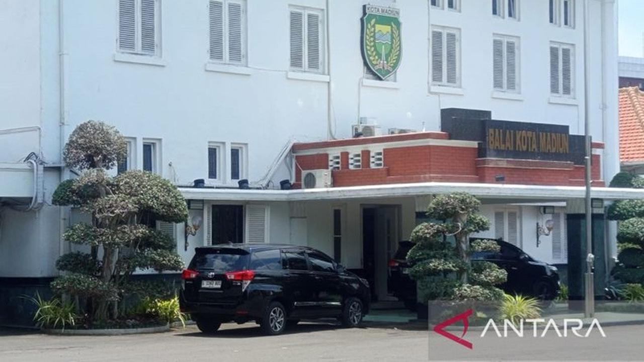 Usut Dugaan Korupsi Walkot Nonaktif Maidi, KPK Geledah Balai Kota Madiun dan Mobil Dinas