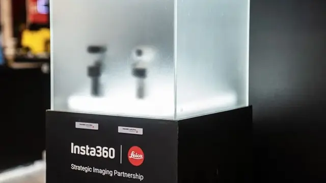Insta360 Luna