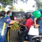 Aksi anggota Kowal yang didukung Pegawai Negeri Sipil (PNS) putri di lingkungan Lantamal VIII Manado itu mendapat apresiasi warga.