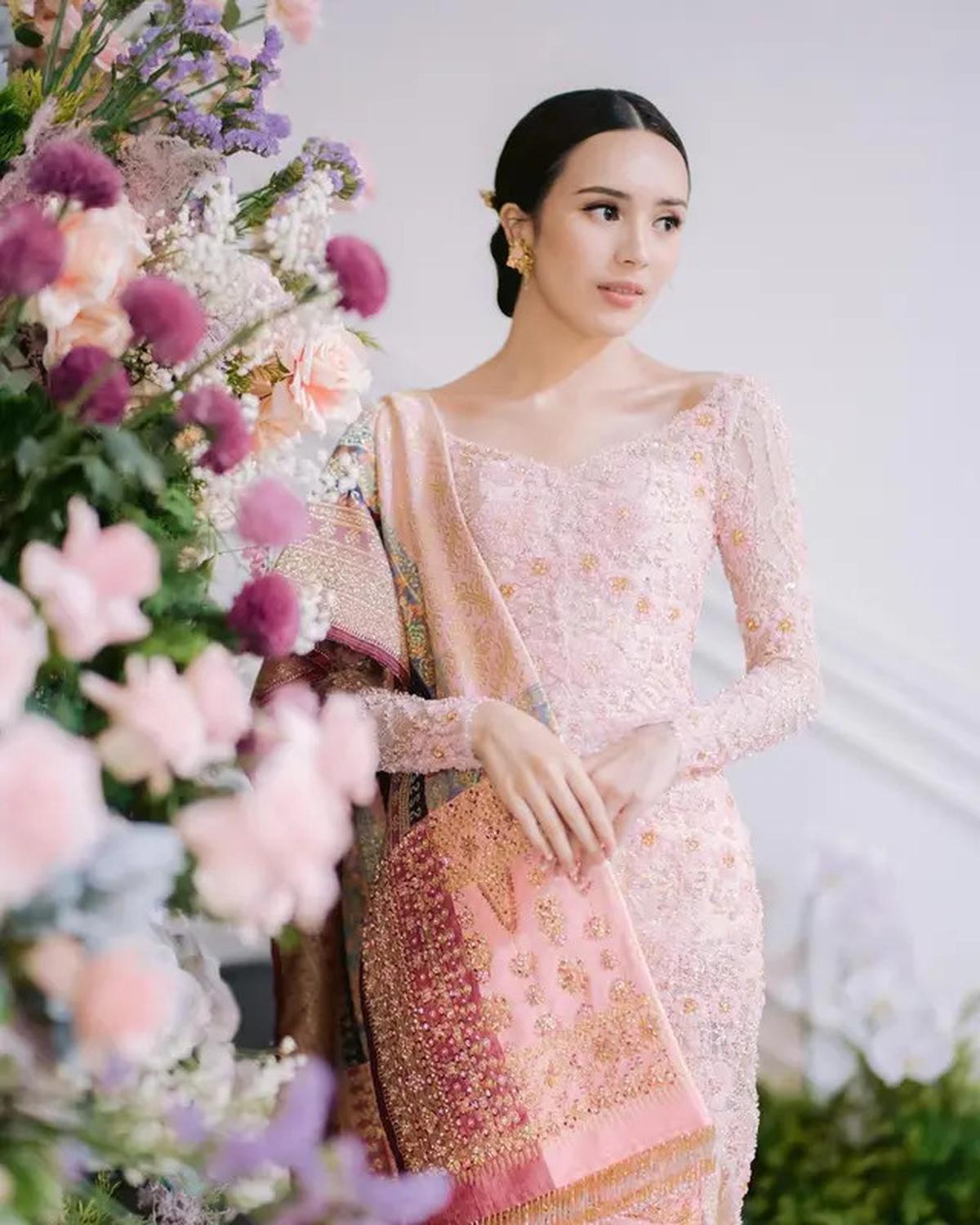 5 Inspirasi Kebaya Modern dari Artis yang Lamaran di 2024, Terbaru Febby Rastanty