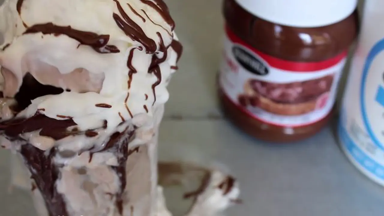 Nutella Froyo, Camilan Ringan Saat di Rumah Sendirian