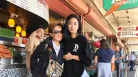 Potret chef Renatta Moeloek dan ibunda yang jarang tersorot. (Sumber: Instagram/@tetehradianti)