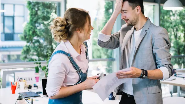 5 Sisi Lain Gemini yang Membuat Mereka Kurang Disukai - 5