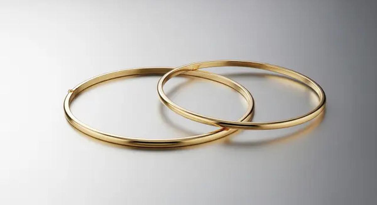 8 Inspirasi Gelang Emas Halus untuk Anak Muda, Tampil Manis Tanpa Terlihat Berlebihan