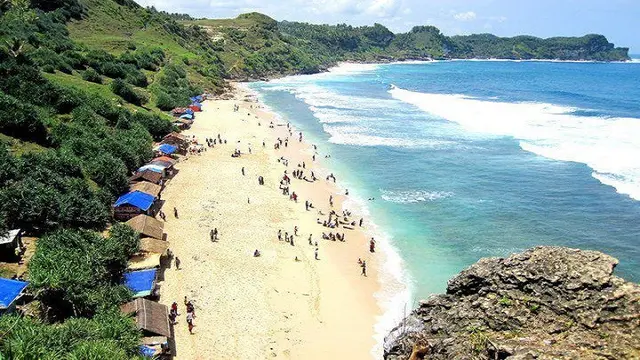 Pantai Nampu