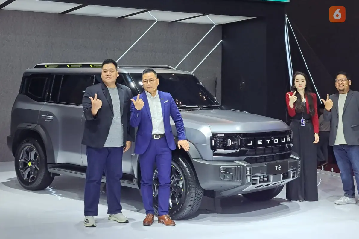 PT Jetour Motor Indonesia memperkenalkan Jetour T2 setir kanan pertama di dunia dalam ajang GIIAS 2025