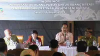 Memanfaatkan Ruang Publik untuk Berkreasi