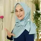 Tutorial Hijab Model Pita (dok. Vidio.com/SCTV)