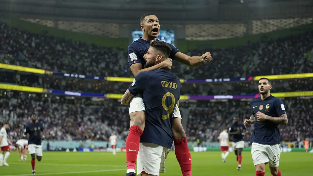 Kylian Mbappe, Olivier Giroud