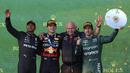 Pembalap Oracle Red Bull Racing, Max Verstappen, berhasil merebut kemenangan dalam balapan Formula 1 2023 GP Australia diikuti oleh pembalap Mercedes AMG Petronas, Lewis Hamilton, dan pembalap Aston Martin Aramco Cognizant, Fernando Alonso, di posisi ketiga. (AP Photo/Asanka Brendon Ratnayake)