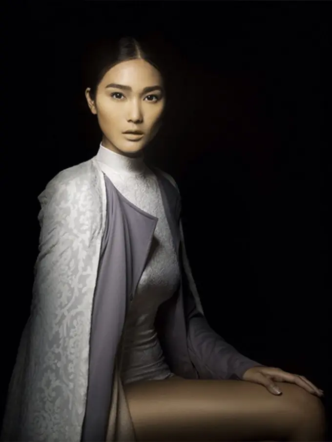 [Bintang] Dominique Diyose