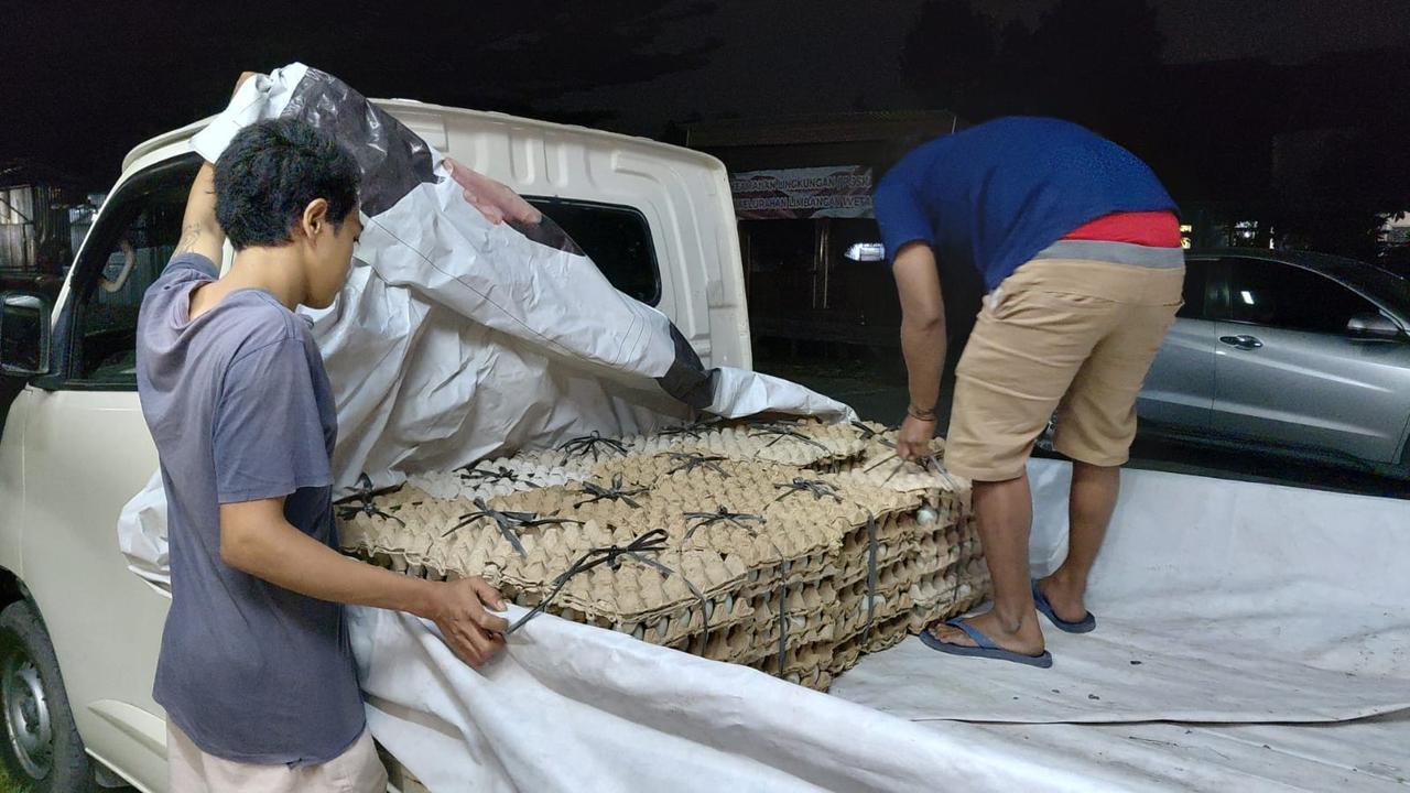PMI Kirim 100.000 Butir Telur Asin untuk Korban Banjir di Sumatra