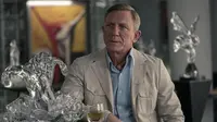8 Daniel Craig Movies Besides the James Bond Series You Need to Watch